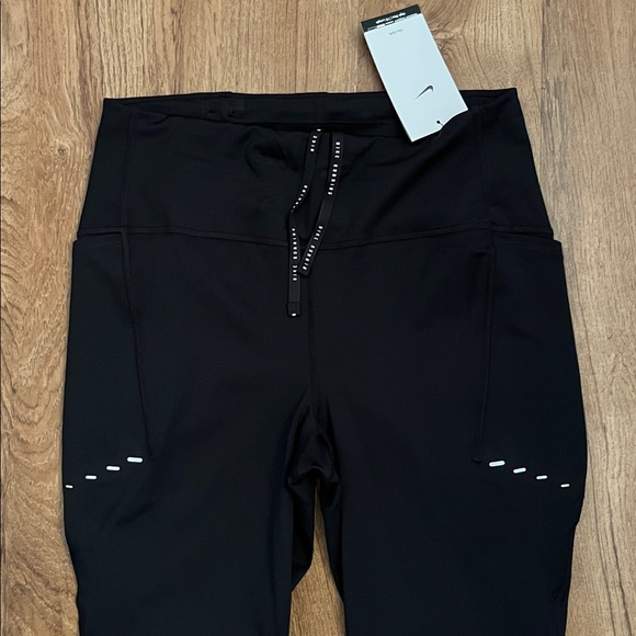 NWT Nike Swift High-Waisted 7/8 Running Leggings with Pockets - Picture 6 of 16